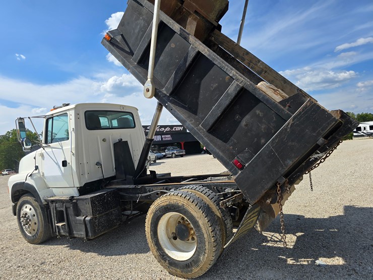 1994-ford-lta9000-image-51