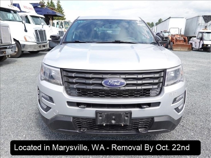 2018-ford-explorer-image-15