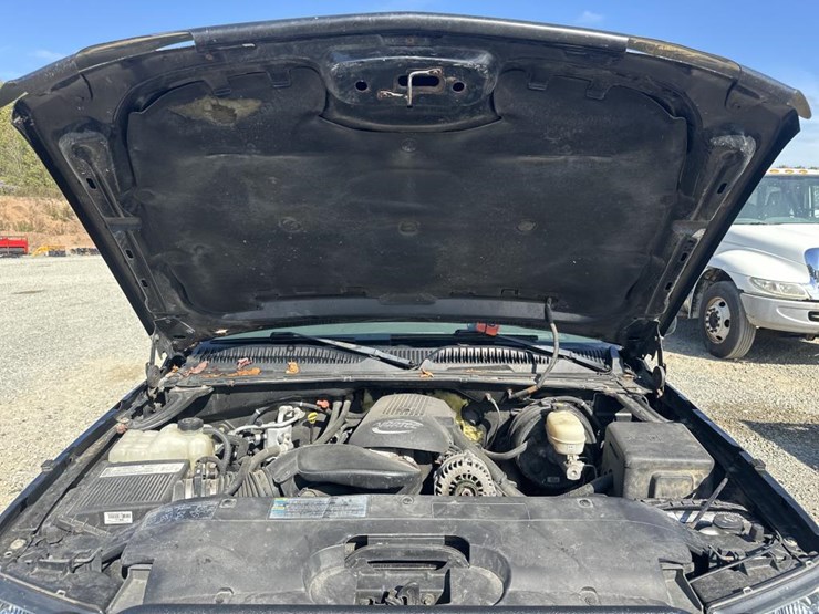 2005-chevrolet-silverado-1500-image-36