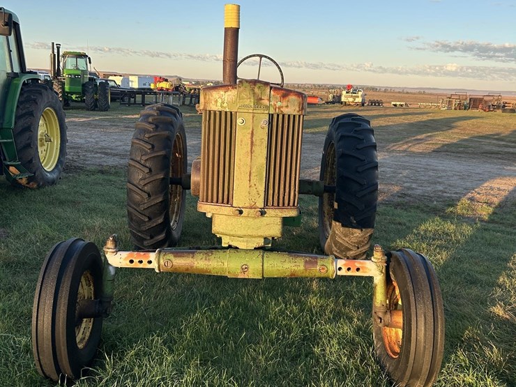 john-deere-70-image-4