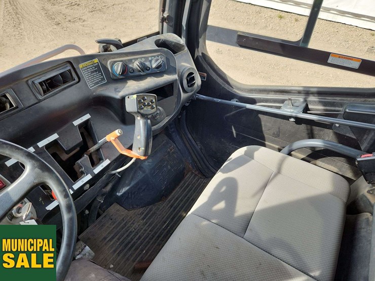 kubota-rtv1100-image-14