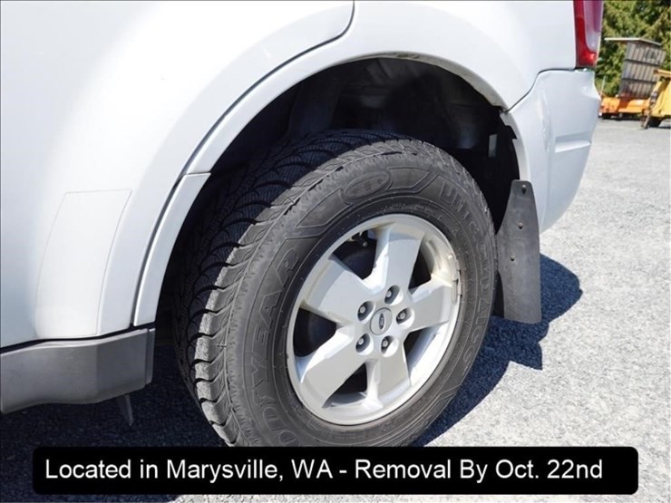 2012-ford-escape-image-17