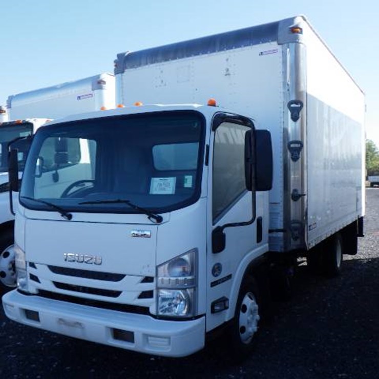 2017 ISUZU NPR