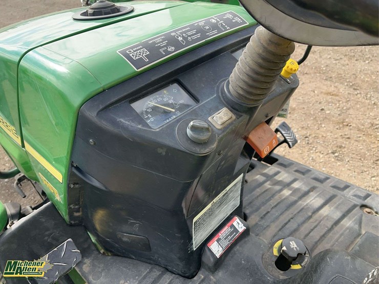 john-deere-2305-image-13