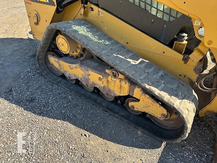 2016-caterpillar-259d-image-19