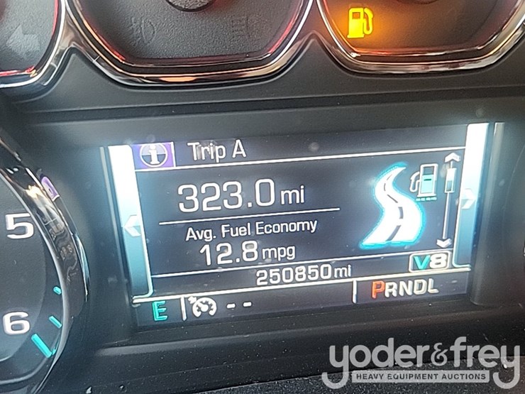 2017-chevrolet-1500-image-31