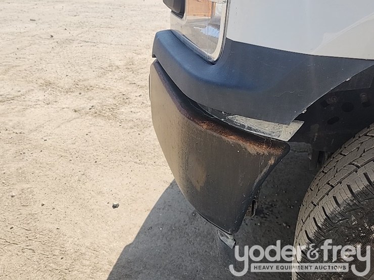 2020-ford-f150-image-16