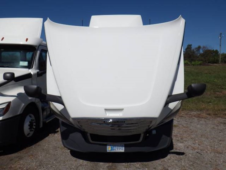 2019-freightliner-cascadia-126-image-13