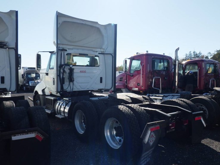 international-prostar-image-8