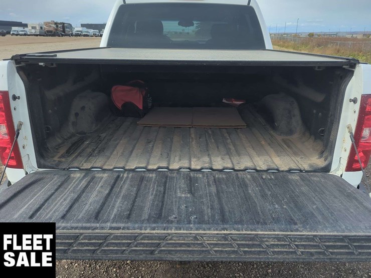 2013-chevrolet-silverado-1500-image-22