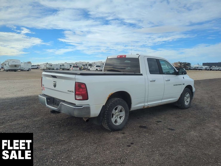 2012-ram-1500-slt-image-4