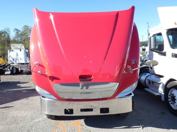 2018-freightliner-cl120-columbia-image-13