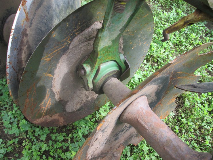 john-deere-15-image-7