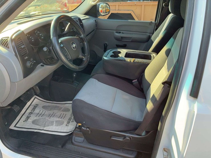 2008-chevrolet-silverado-image-20