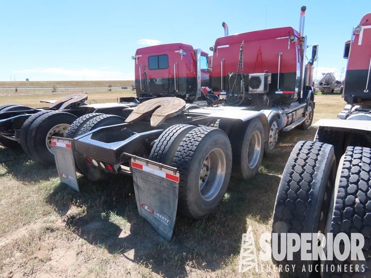 western-star-4900-image-3