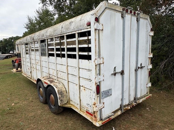 1989-better-built-gn2222lt-livestock-trailer-image-7