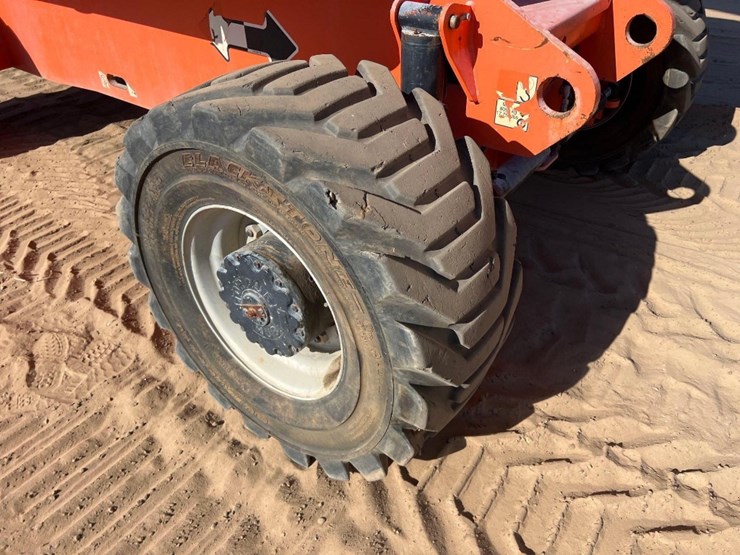 2005-jlg-800aj-image-10