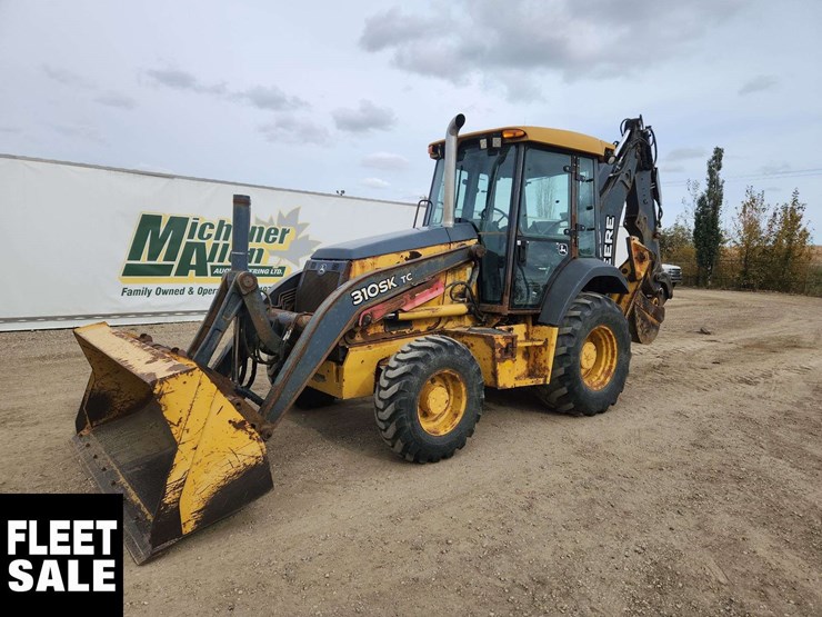 john-deere-310-image-1