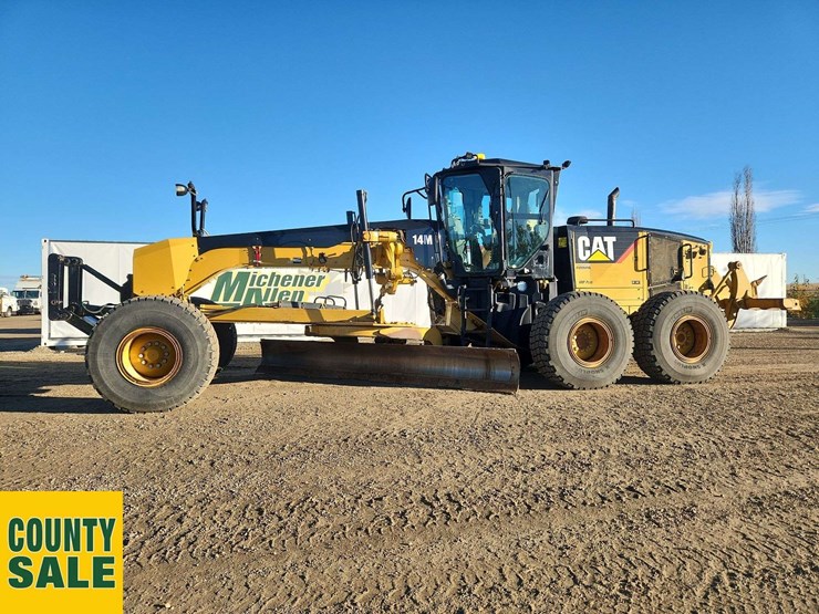 2015-caterpillar-14m-image-21