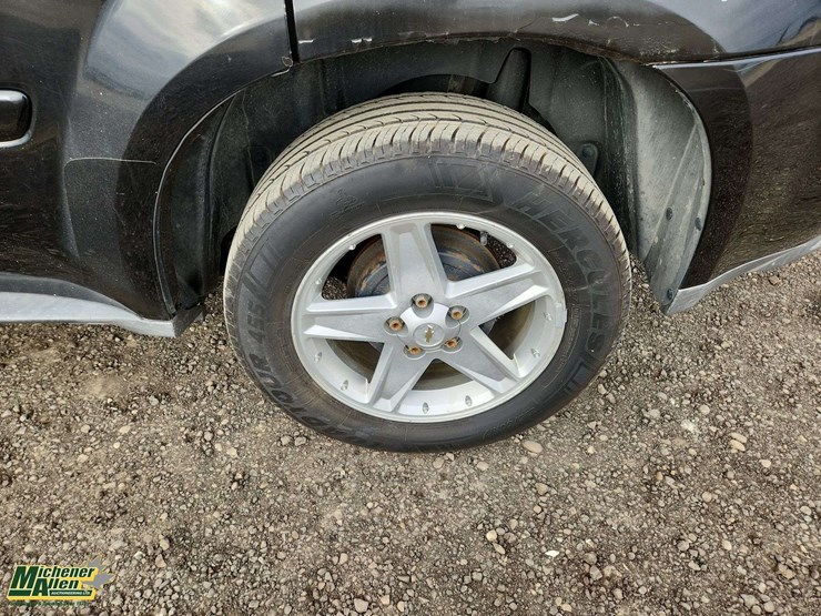 2005-chevrolet-equinox-image-28