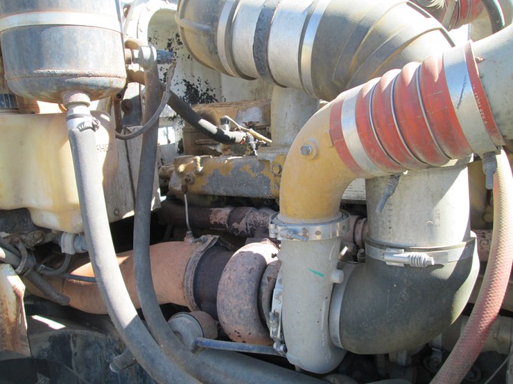 2004-peterbilt-357-image-26