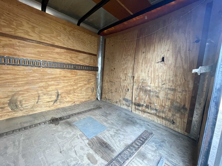 #1895-•-pace-16'-enclosed-dual-axle-trailer-(has-wi-title)-image-18