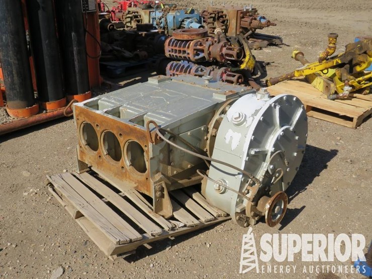 (5-85)-2018-spm-7ws600s-triplex-pump-power-end.-lo-image-1