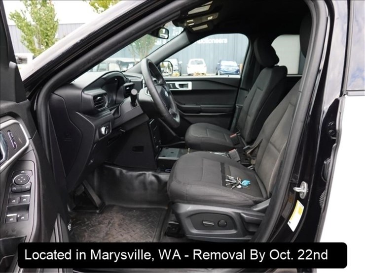 2020-ford-explorer-image-4