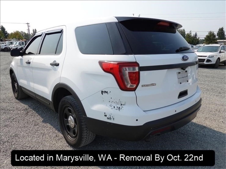 2017-ford-explorer-image-10