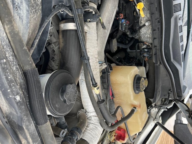 2018-ford-f350-xl-image-33