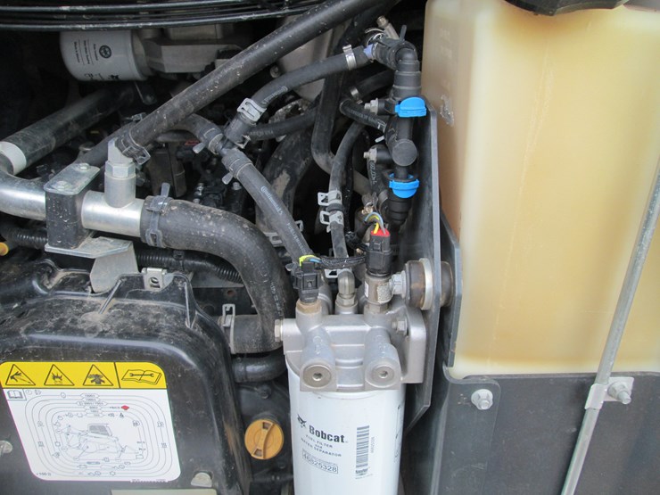 2022-bobcat-t76-image-19