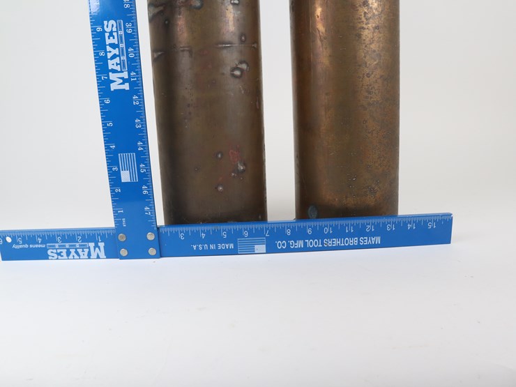 #25-•-#4240-•-(2)-1945-naval-5-inch-mark-v-shell-casings.-dimensions:-26.5"-h-x-6"-diameter-image-3