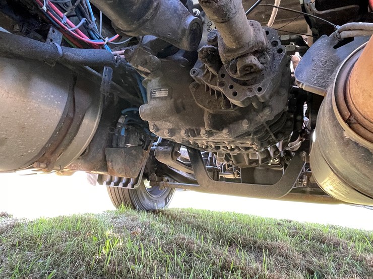 #1666-•-2019-freightliner-cascadia-semi-tractor-(title-in-delay)-image-49
