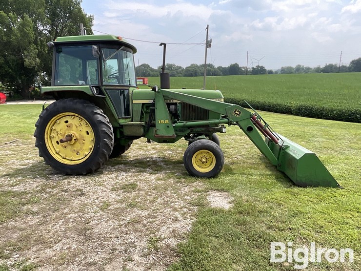 1974-john-deere-4030-image-4