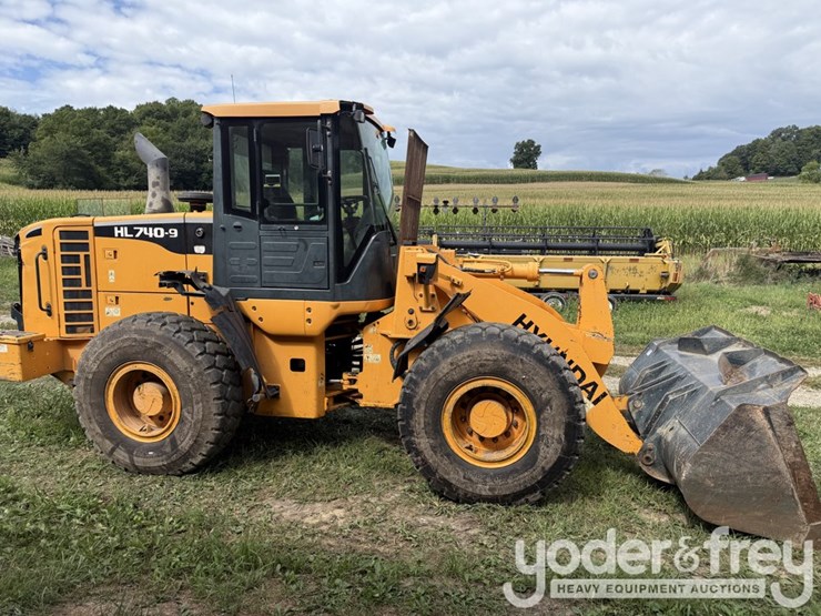 2011-hyundai-hl740-9-image-5