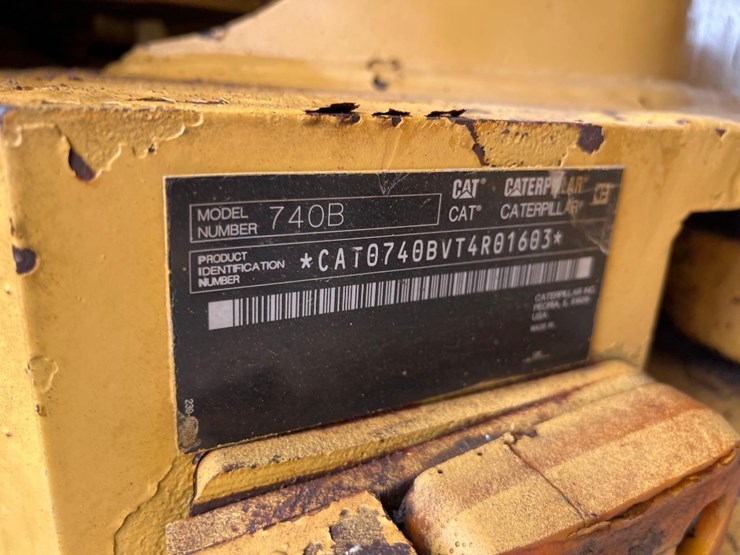caterpillar-740b-image-13