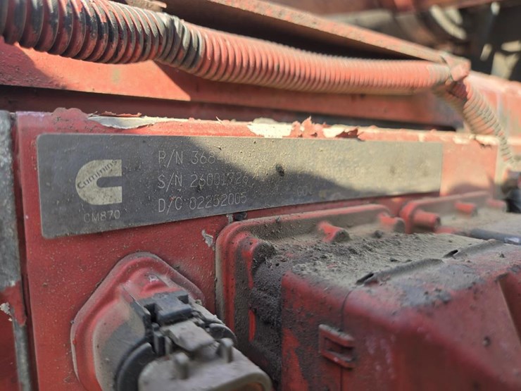 2005-mack-cl733-image-44
