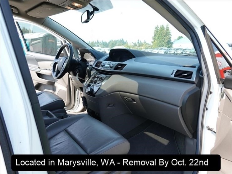 2011-honda-odyssey-image-25