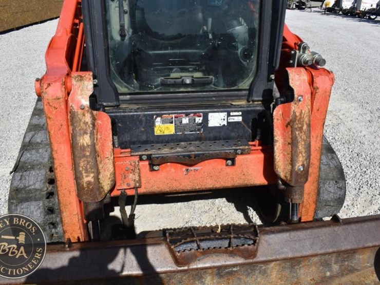 2021-kubota-svl97-2-image-64
