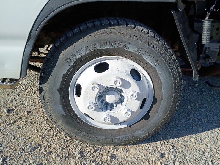 2000-gmc-w3500-image-70