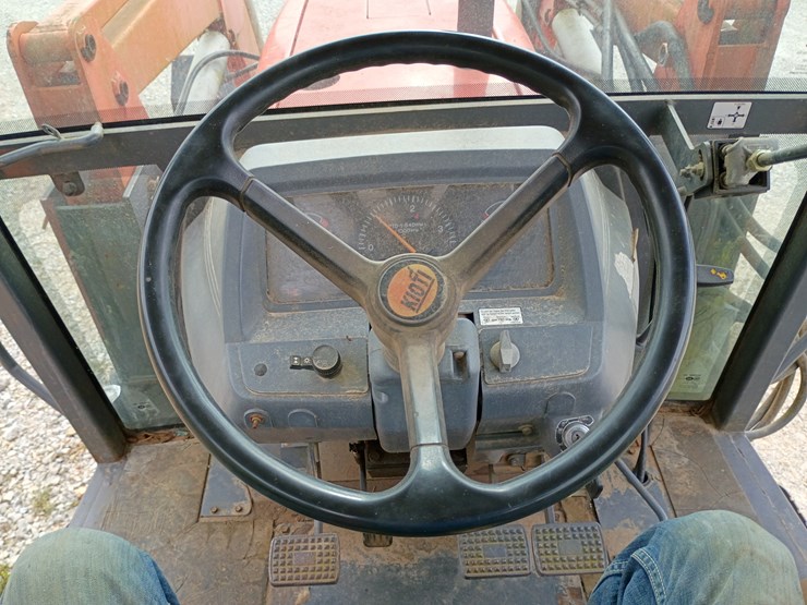 2004-kioti-dk65c-image-31