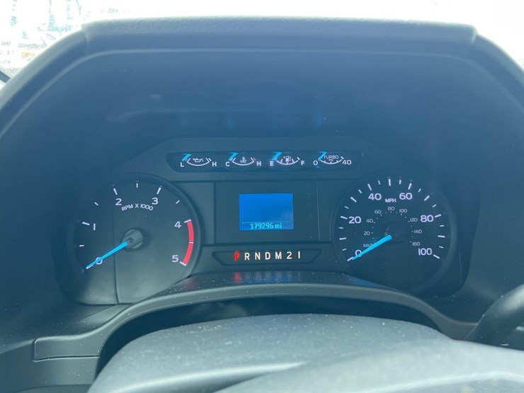 2018-ford-f350-xl-image-44