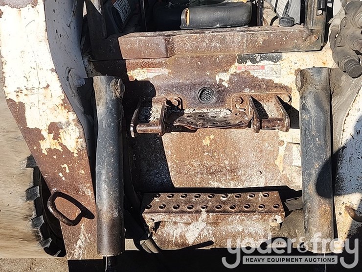 2008-bobcat-s250-image-21