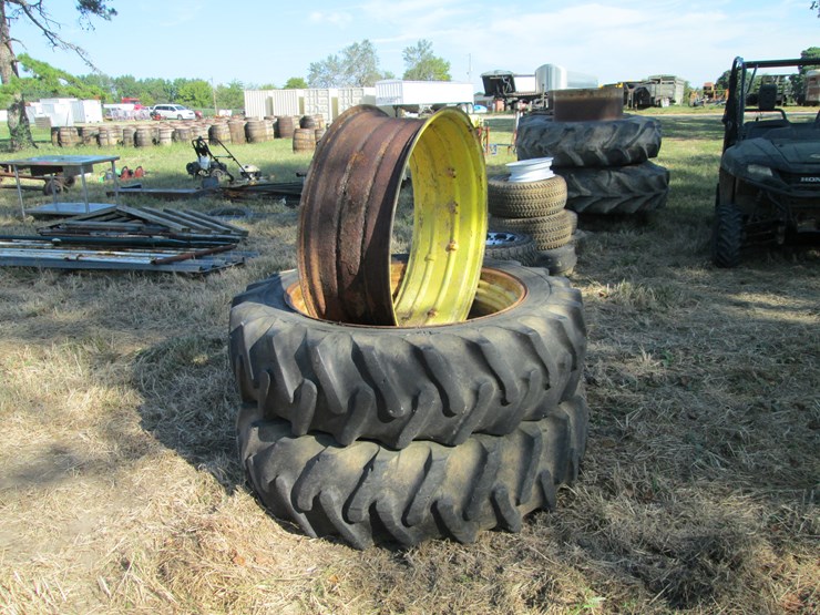 john-deere-15-image-3