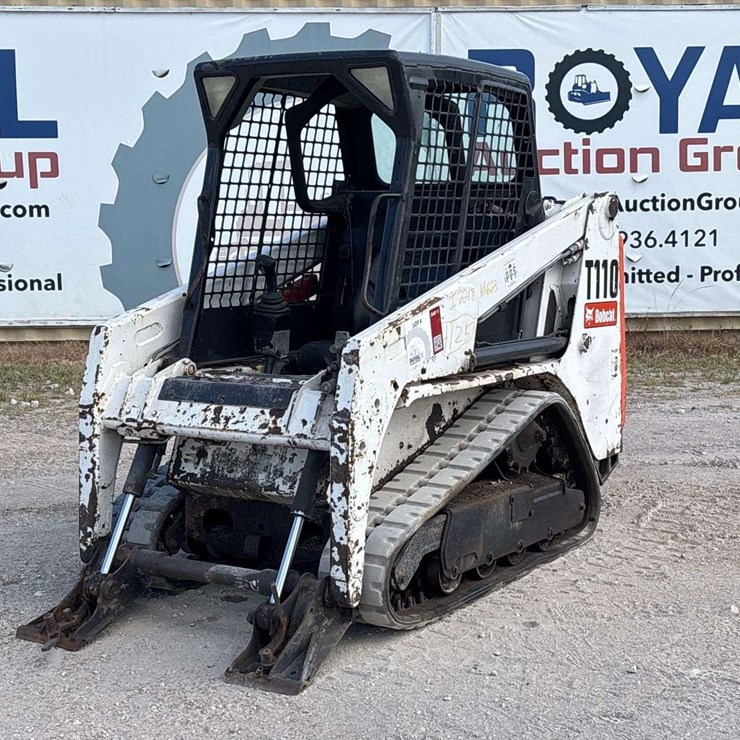 2012 BOBCAT T110