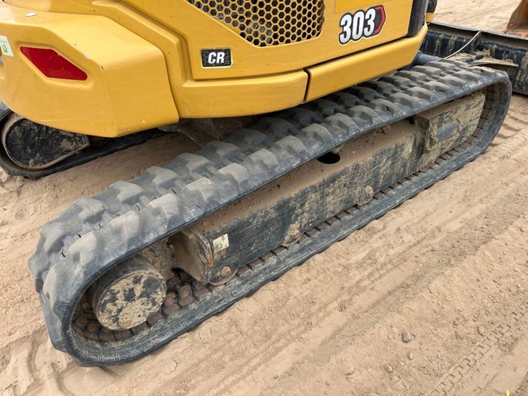 caterpillar-303-image-14