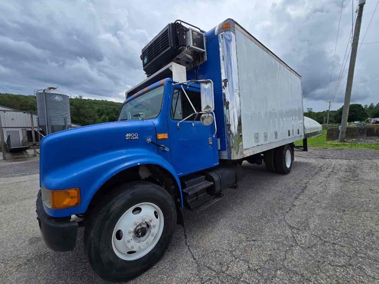 2000-international-4900-image-2