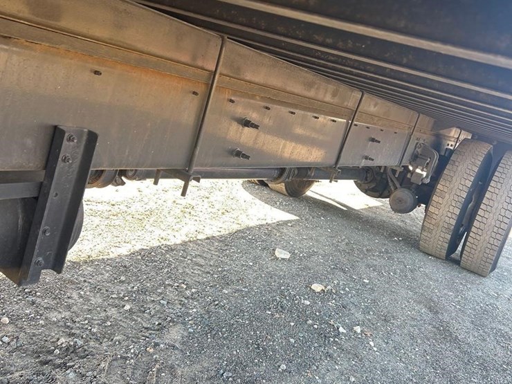 2019-hino-268-image-20