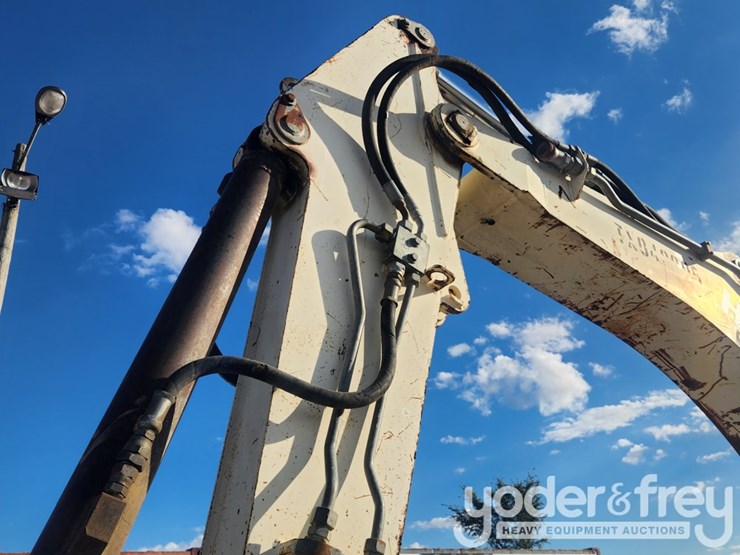 2004-terex-hr32-image-12