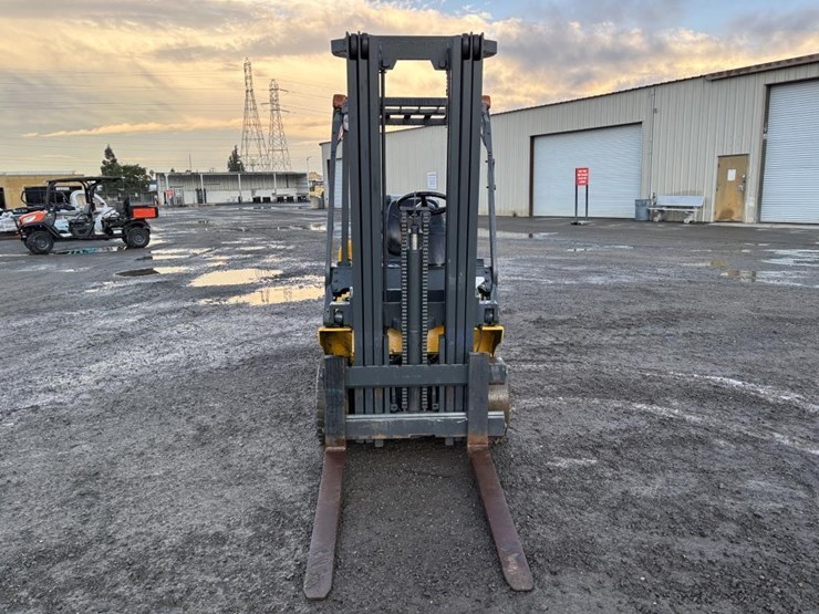 komatsu-fg20st-12-image-6
